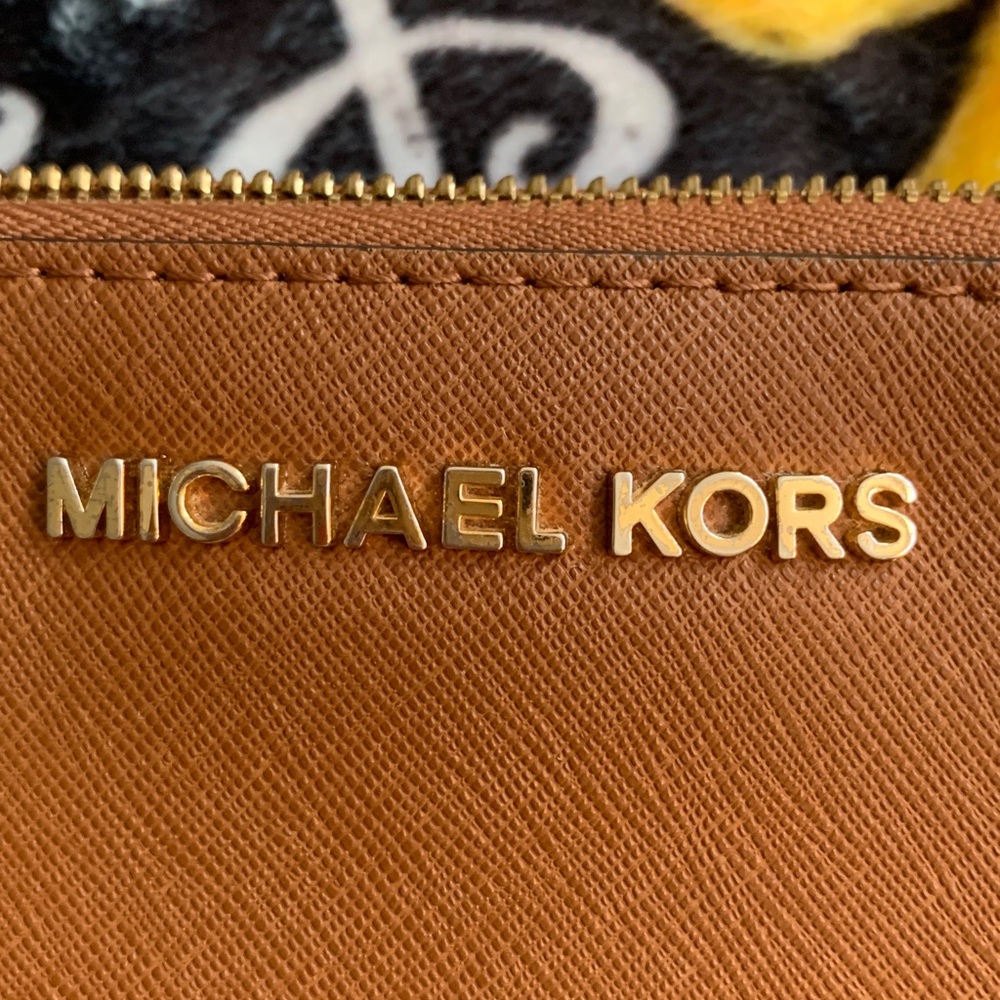 Michael Kors Tan Zip-Around Wallet - Picture 8 of 8